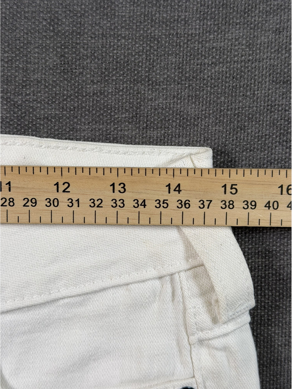 True Religion White Denim Jenas Embroidered Cross Wing, Size 29 - Picture 4 of 16
